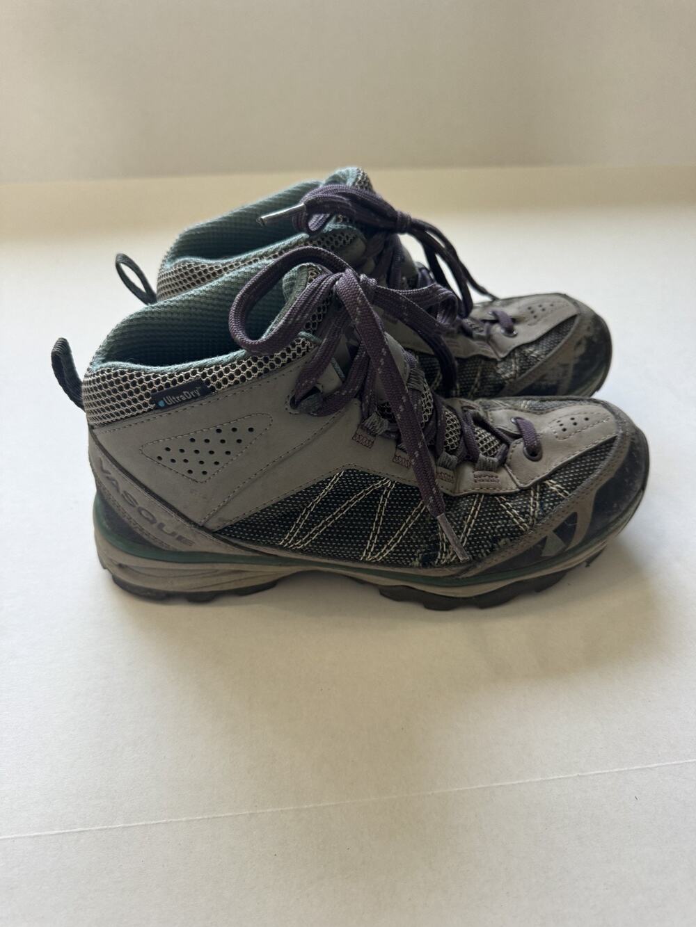 Vasque Women's Monolith Ultra Dry Waterproof Hiking Boots Green Purple Size 8M